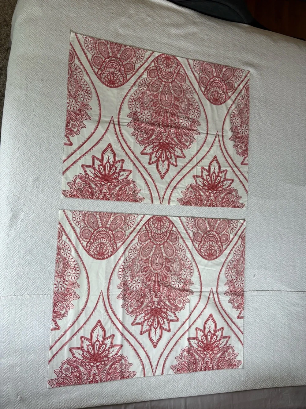 Pottery Barn Cream Pair Standard Shams with Red Paisley Medallions
